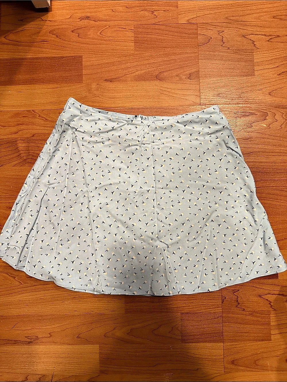 Twik Par Simons Floral A-Line Skirt Blue & White Small Like New